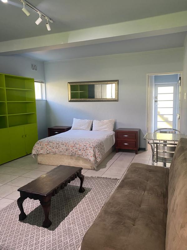 To Let 1 Bedroom Property for Rent in Sea Point Western Cape